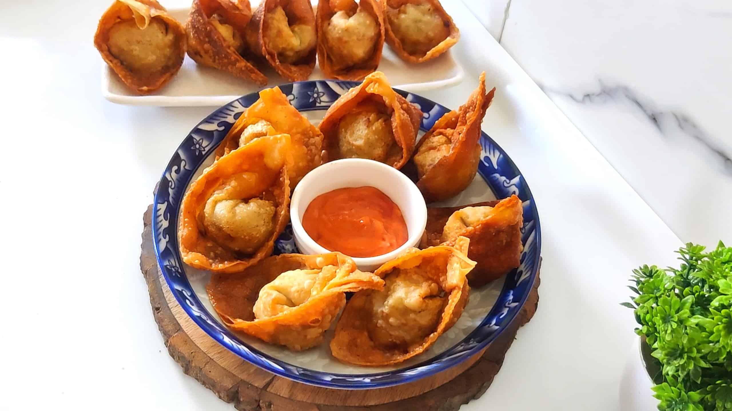 Unlocking the Secrets of Perfectly Crispy Chicken Wontons: Chef's Tips and Tricks